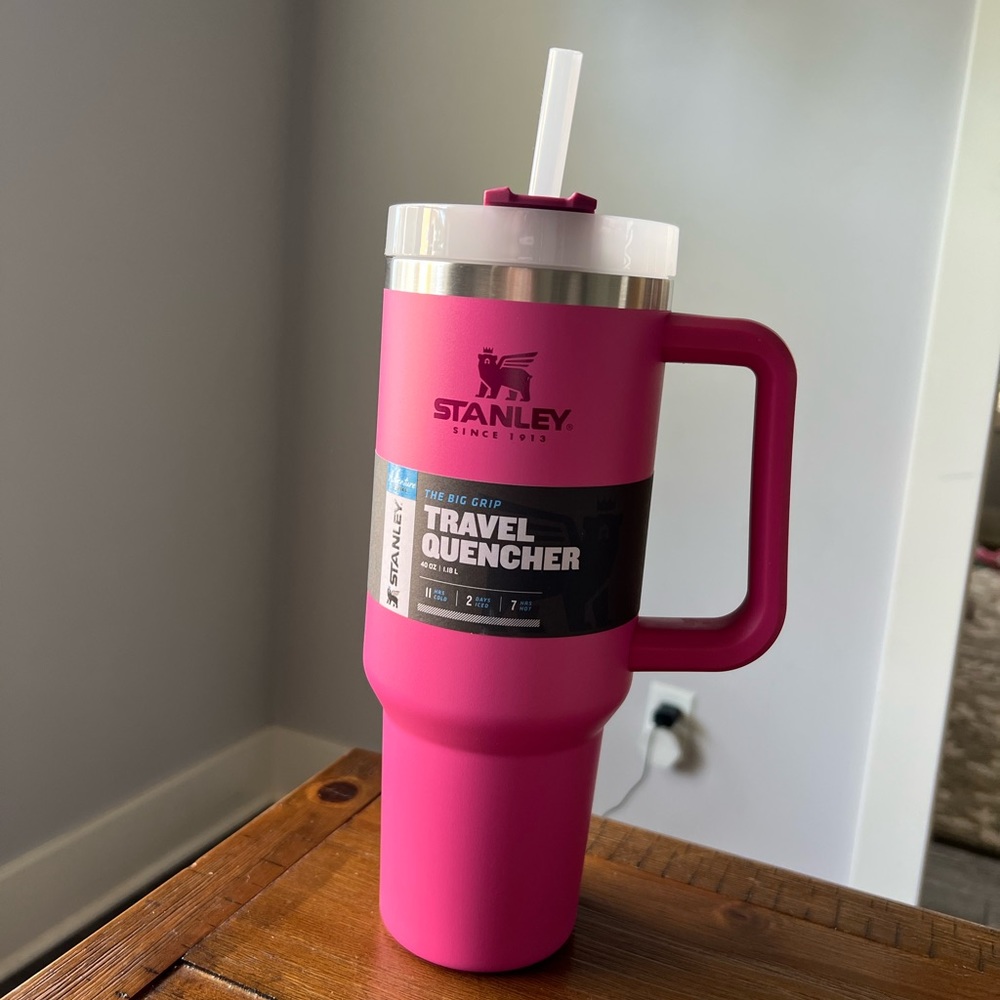 Stanley 40oz Travel Quencher